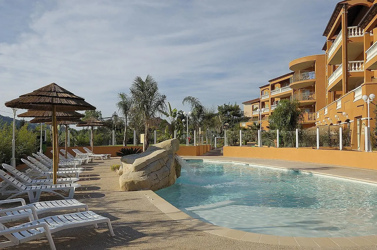 Appart Hotel Lou Castelet Carros