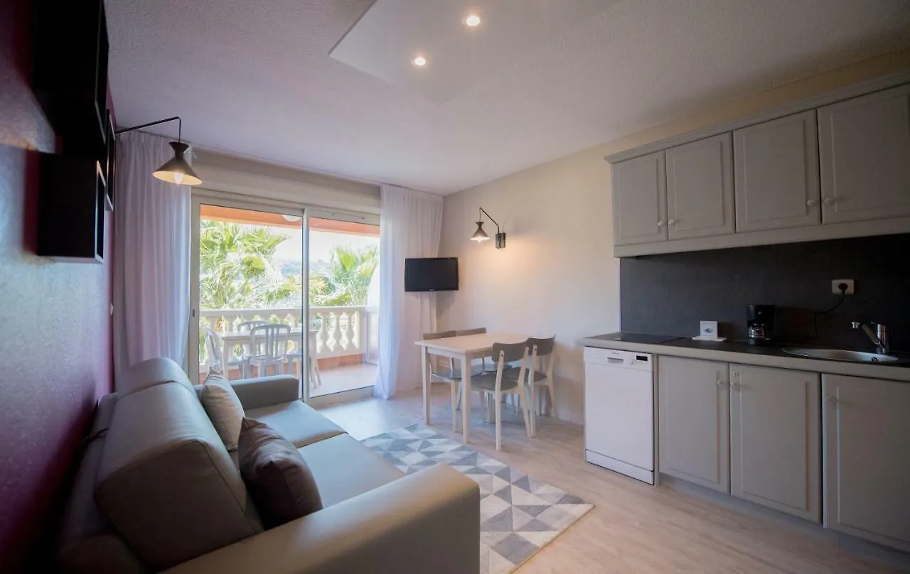 Appart Hotel Lou Castelet Carros 3*,