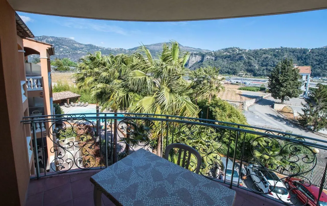 Appart Hotel Lou Castelet Carros 3*,  France